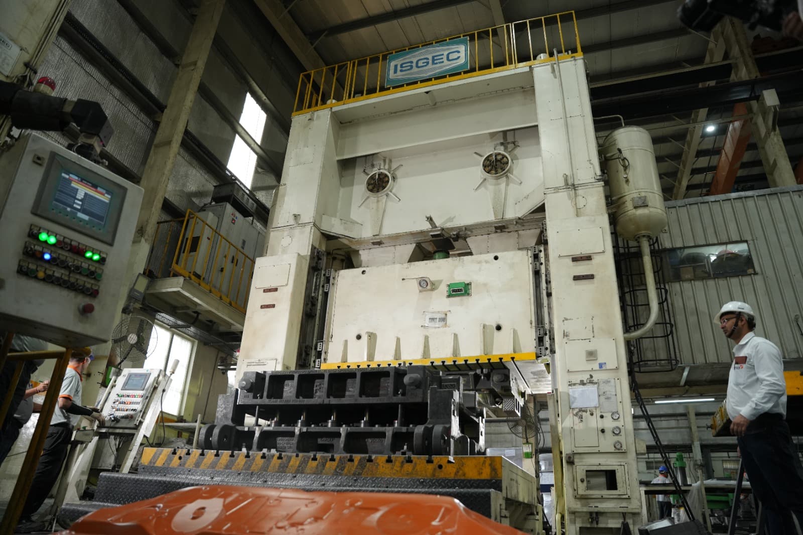 Transfer Die vs Tandem Die: Which Is Right for Your Automotive Press Line?